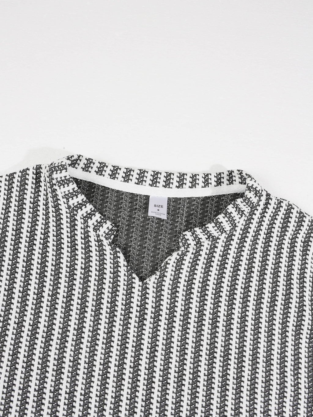 KZZ Men's Minimalist V-Neck Short-Sleeve Shirt