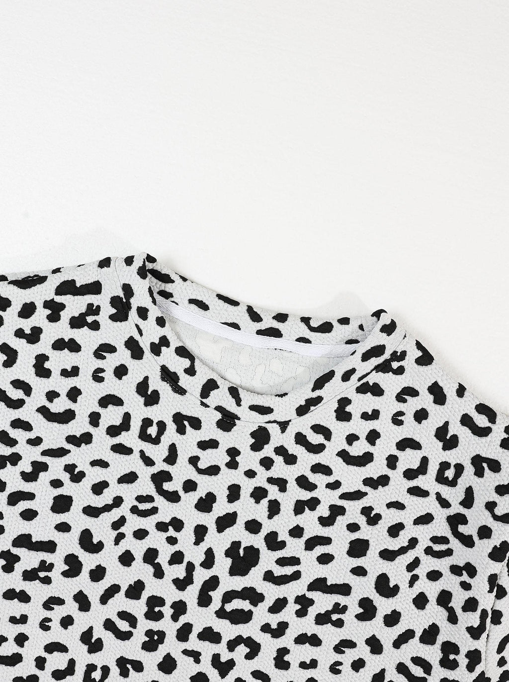 KZZ Men's Leopard Print Two-Piece Set