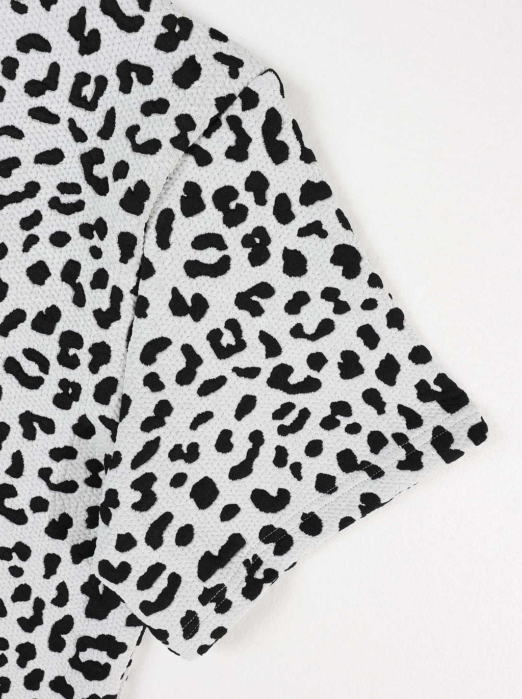 KZZ Men's Leopard Print Two-Piece Set